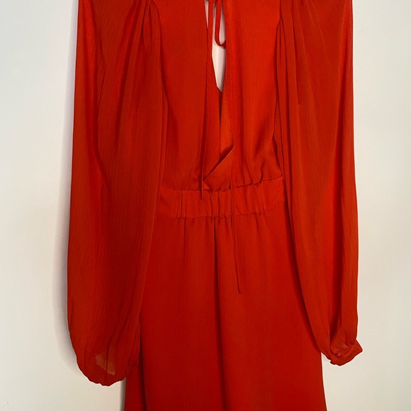 Dynamite Kaeli dress - Picture 6 of 9